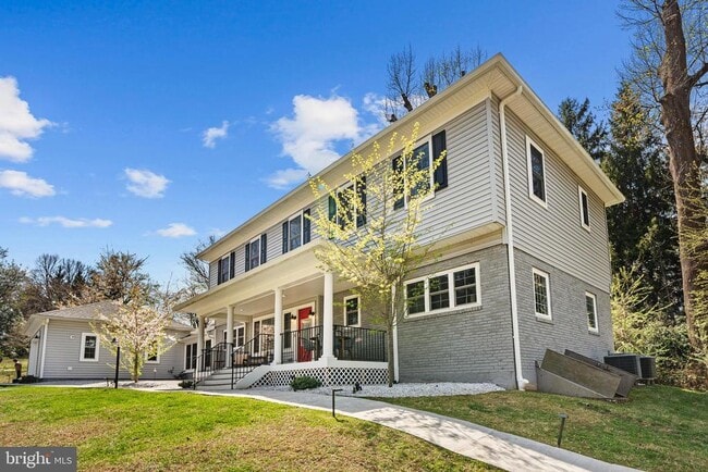 Building Photo - 3803 Estel Rd