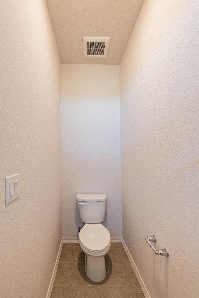 Building Photo - 88 Tome Vista Dr