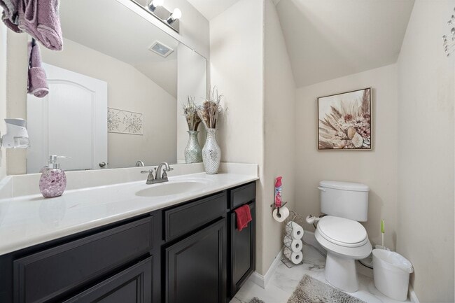 Building Photo - 3627 Grand Prom