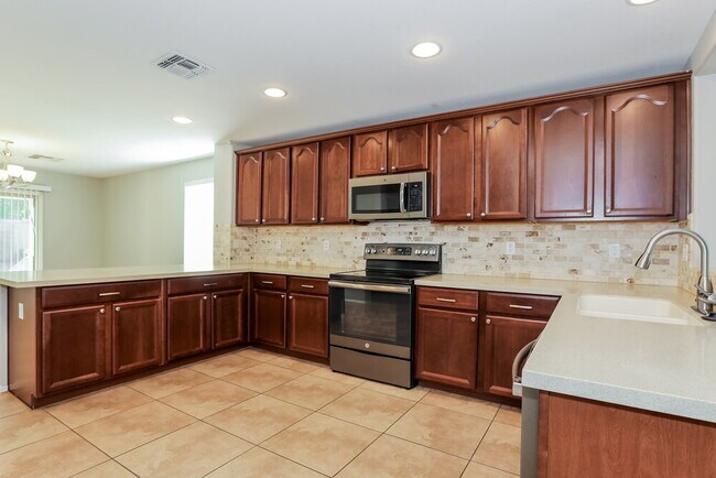 Building Photo - 38021 N Carolina Ave