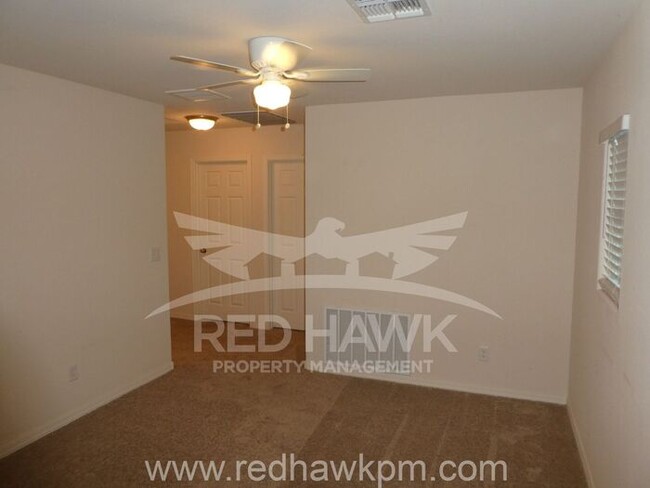 Building Photo - Gorgeous Three Bedroom plus Loft, Two and ...