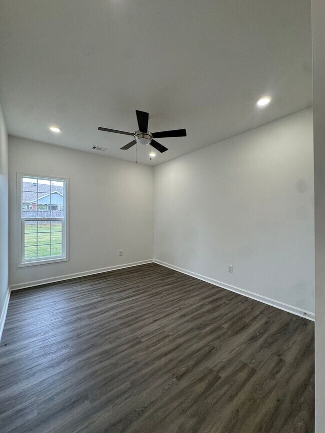 Building Photo - 3017 Olivia Ct