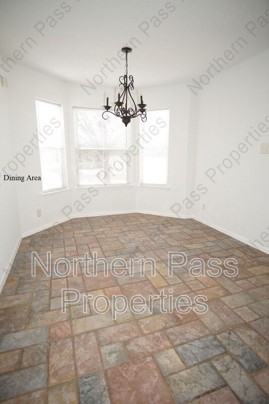 Building Photo - 6040 Los Siglos Dr