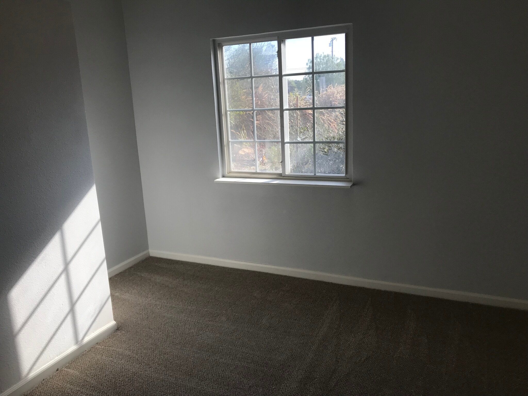 Building Photo - 2021 Arnold Ave
