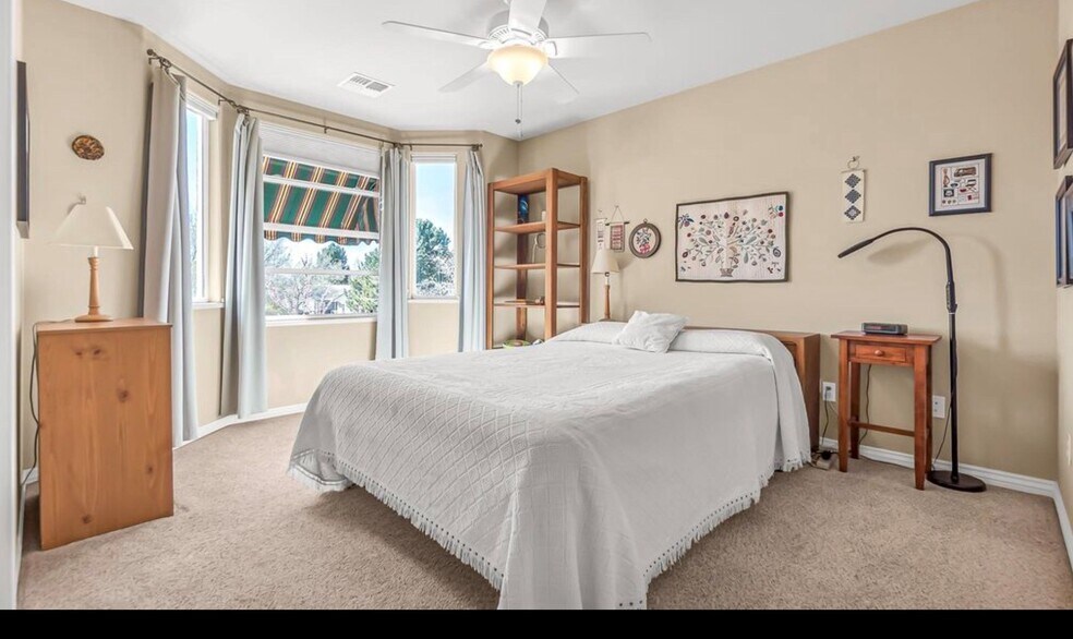 Building Photo - 650 Tamarron Dr
