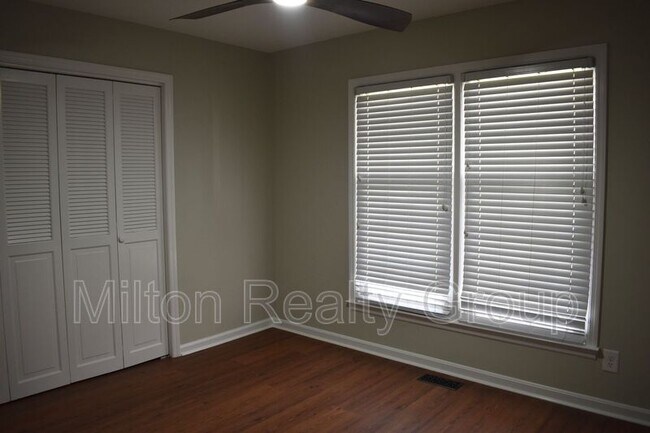 Building Photo - 1505 Fairview St
