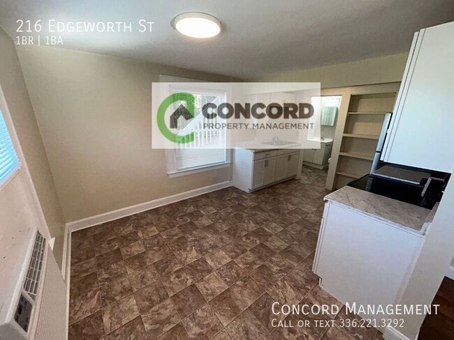 Building Photo - 216 Edgeworth St