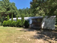 Building Photo - For Rent