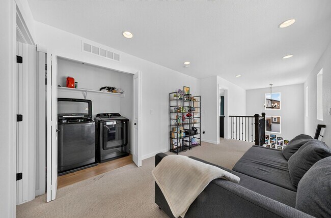 Building Photo - Wonderful Home