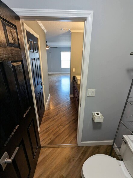 Building Photo - 5339 Peach Blossom Blvd