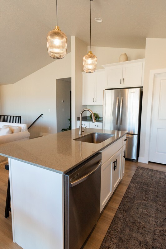 Building Photo - 2823 E Clarkstone Dr