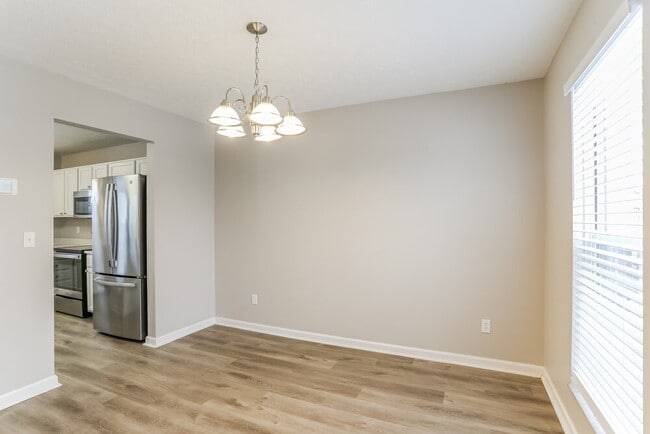 Building Photo - 1056 Leclerc Pl