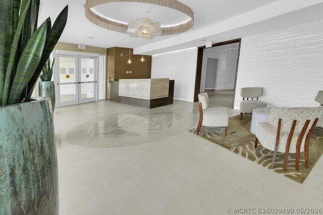 Building Photo - 500 S Ocean Blvd