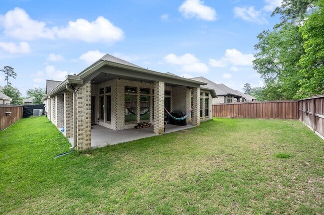 Building Photo - 8136 Tyrell Hgts Rd