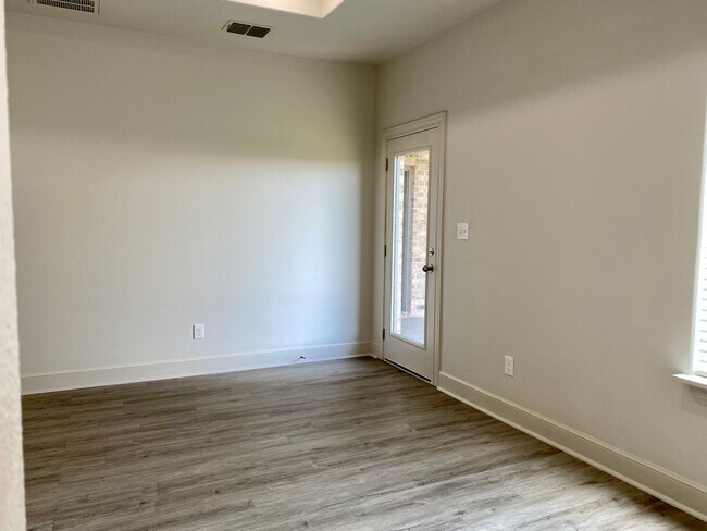 Building Photo - Beautiful Home in Cooper ISD