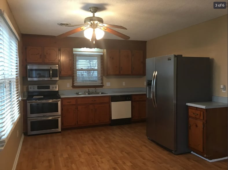 Building Photo - 4004 Mariposa Dr