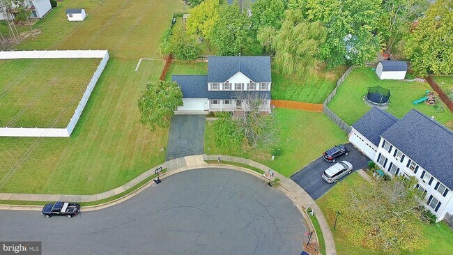 Building Photo - 34 Ashcroft Dr