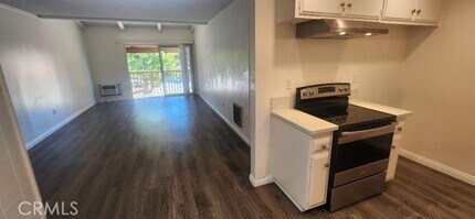 Building Photo - 1000 W MacArthur Blvd