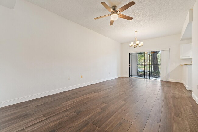 Building Photo - 2806 Veronia Dr