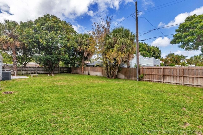 Building Photo - 6312 Garden Ave