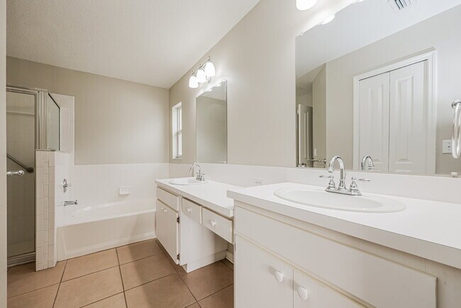 Building Photo - 5322 Watson Rd