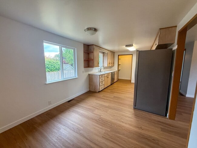 Building Photo - 2bd/1.75ba Lynnwood Home