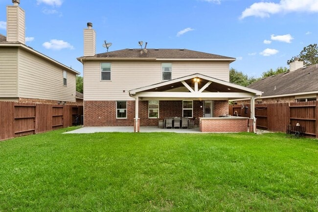Building Photo - 25915 Hopson Meadows Dr