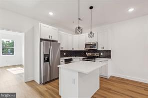 Building Photo - 2306 N Fairhill St