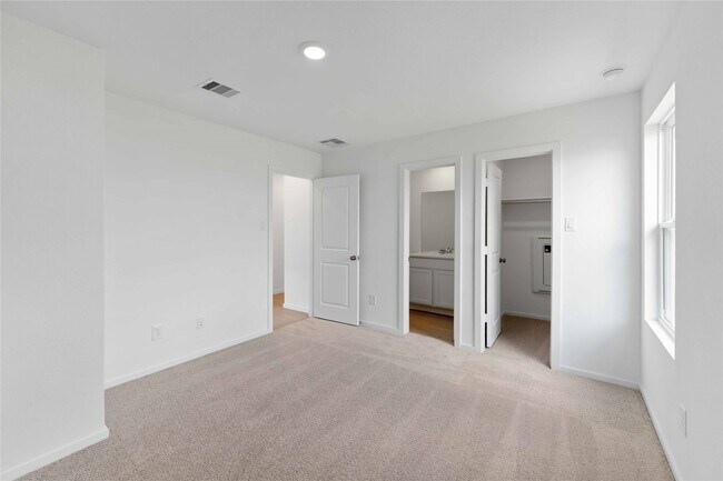 Building Photo - 9230 Coral Trout Wy