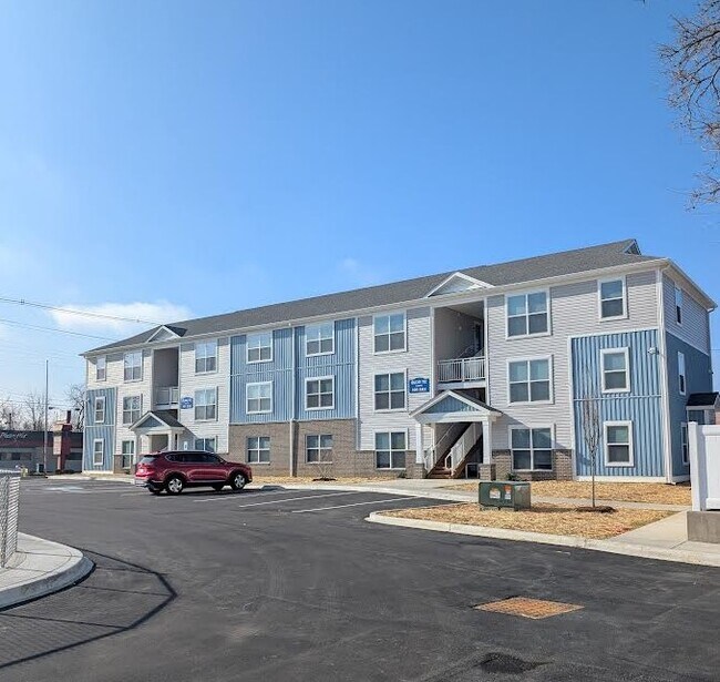 Building Photo - 111 Hansbrough Pl