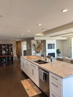 Building Photo - 7157 E Rancho Vista Dr