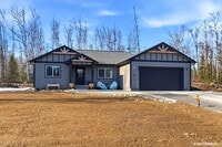 Building Photo - Aurora Heights Ranch