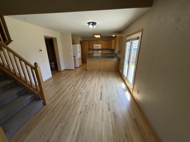Building Photo - 3153 51st Ave