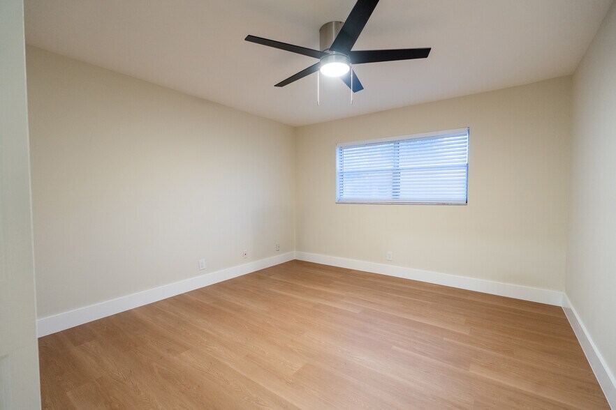 Building Photo - 10911 NW 45th St