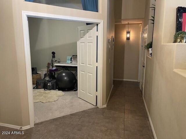 Building Photo - 722 W Canary Way