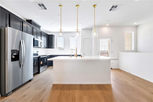 Building Photo - 351 Cymbal Pl