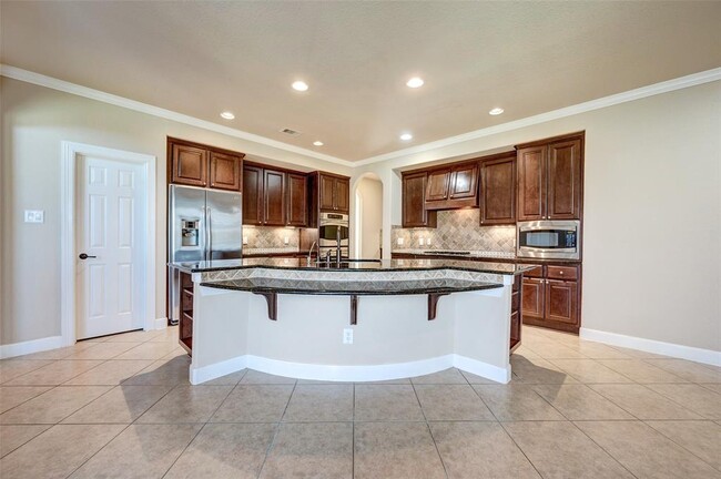 Building Photo - 10411 Winding Green Dr