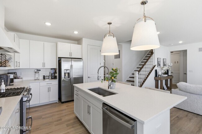 Building Photo - 10 Carlisle Ct