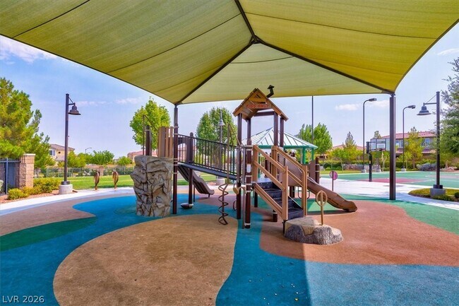 Building Photo - 9936 Wildhorse Cyn Ave