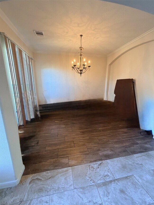 Building Photo - 14035 Mohave Way Dr