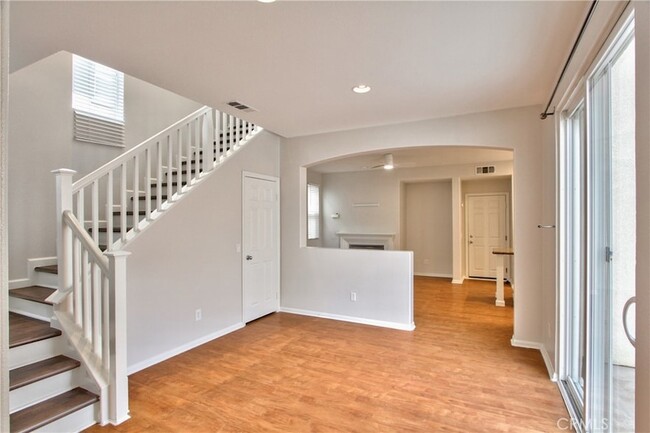 Building Photo - 35734 Sundew Ln