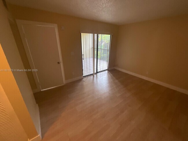 Building Photo - 3470 Foxcroft Rd