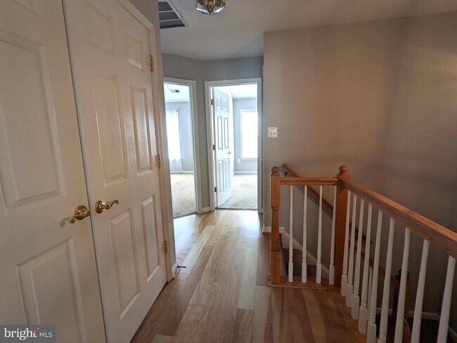 Building Photo - 13996 Khalid Ln