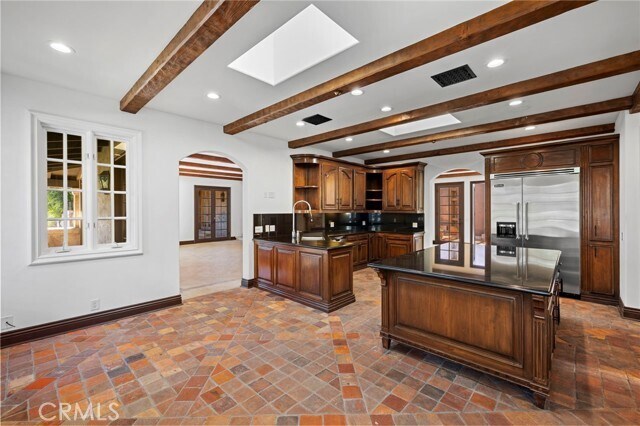 Building Photo - 1316 Beverly Grove Pl