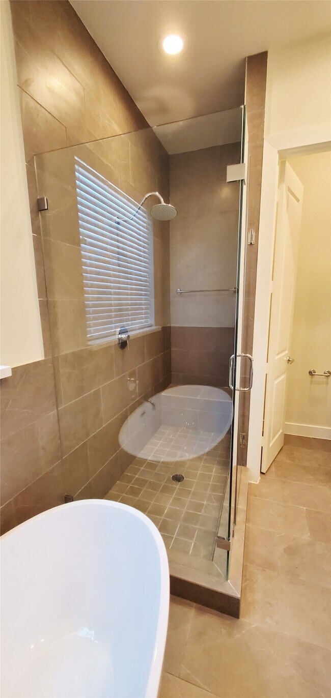 Building Photo - 2980 Alice St