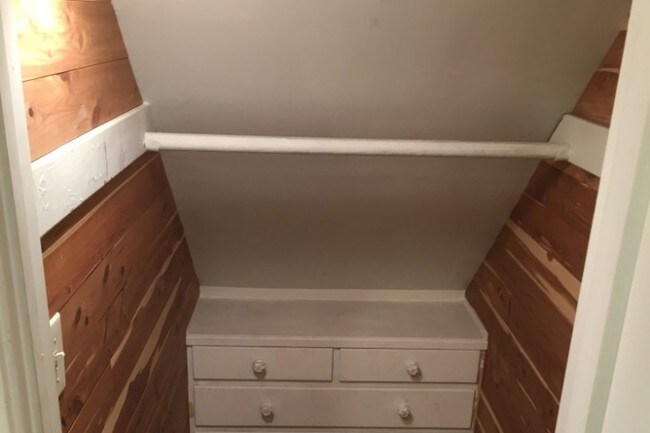 Closet in Bathroom - 6107 Saturn St