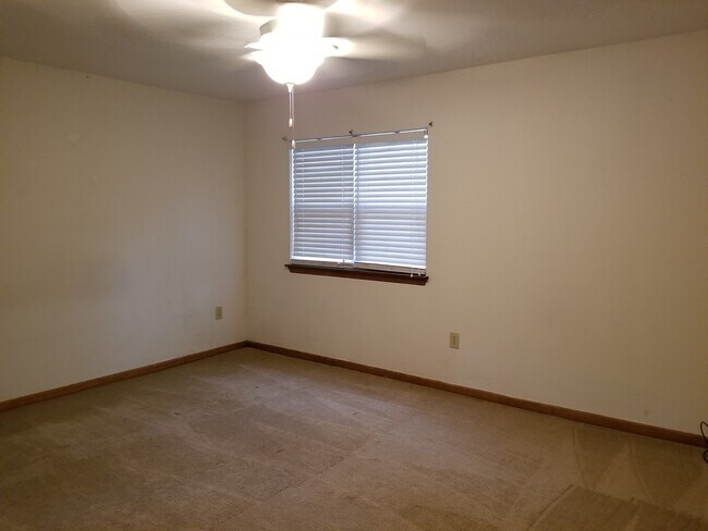 Building Photo - West Ashley Home- Forest Lakes Subdivision