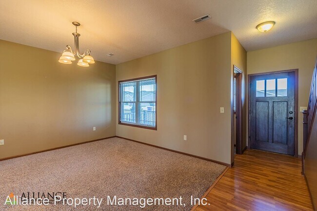 Building Photo - 3 br, 2.5 bath House - 526 Stonedale Dr.