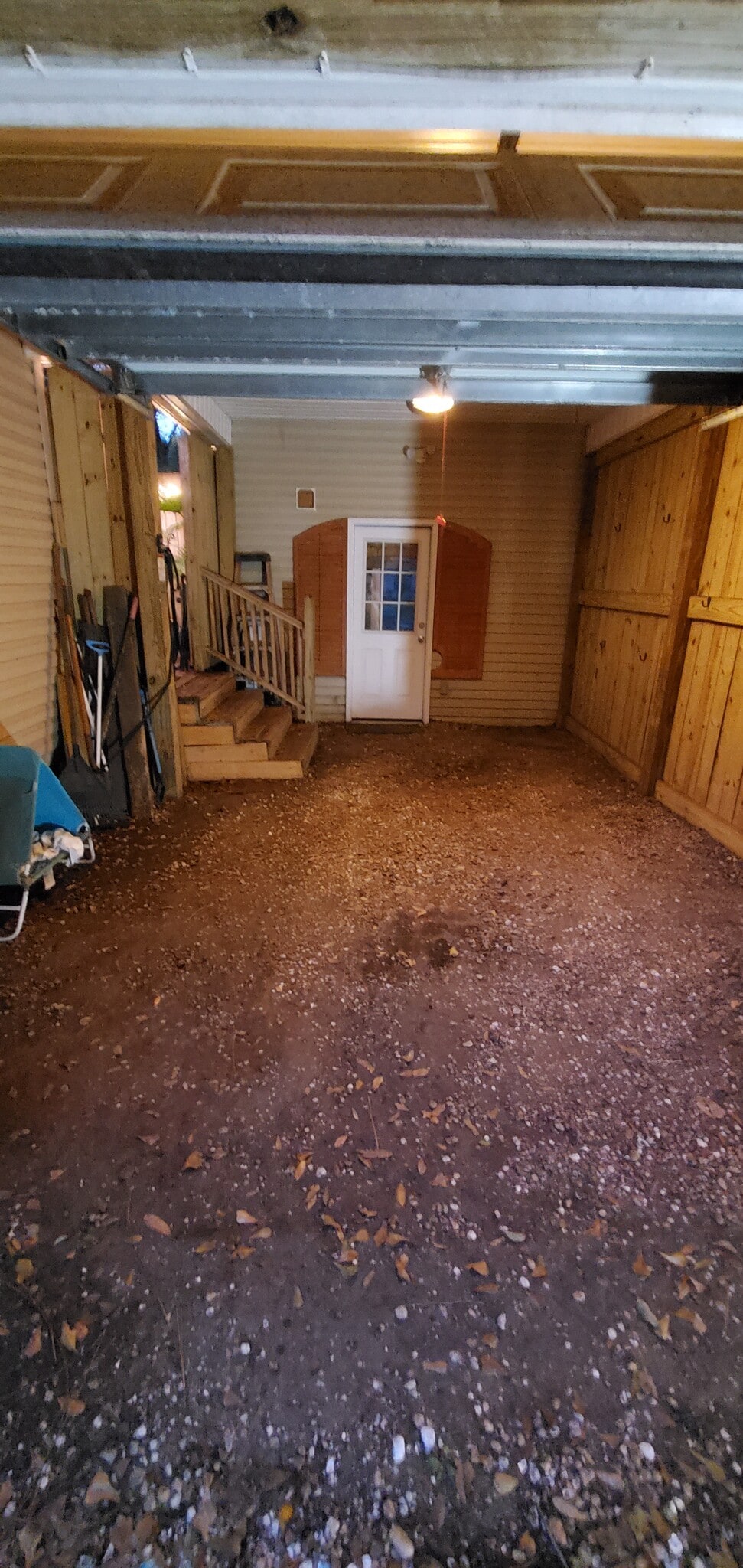 Garage - 5014 Hillwood Cir S