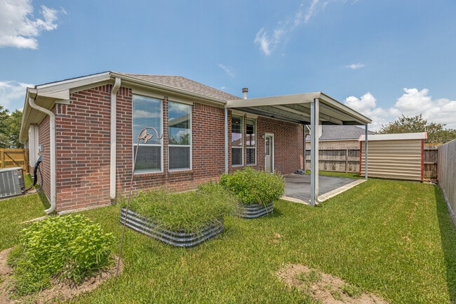 Building Photo - 5224 McGrath Dr